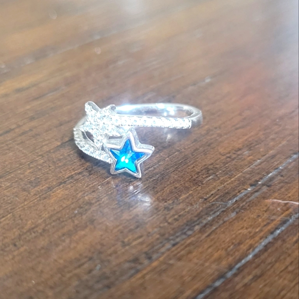 Sterling silver ring size 8